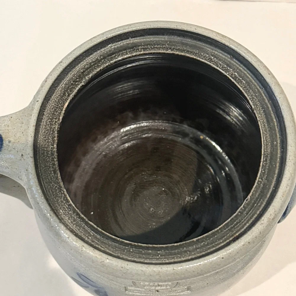 Rowe Pottery Works 1991 Salt Glaze Stoneware Bean Pot Biscuit Jar Blue‎ Heart